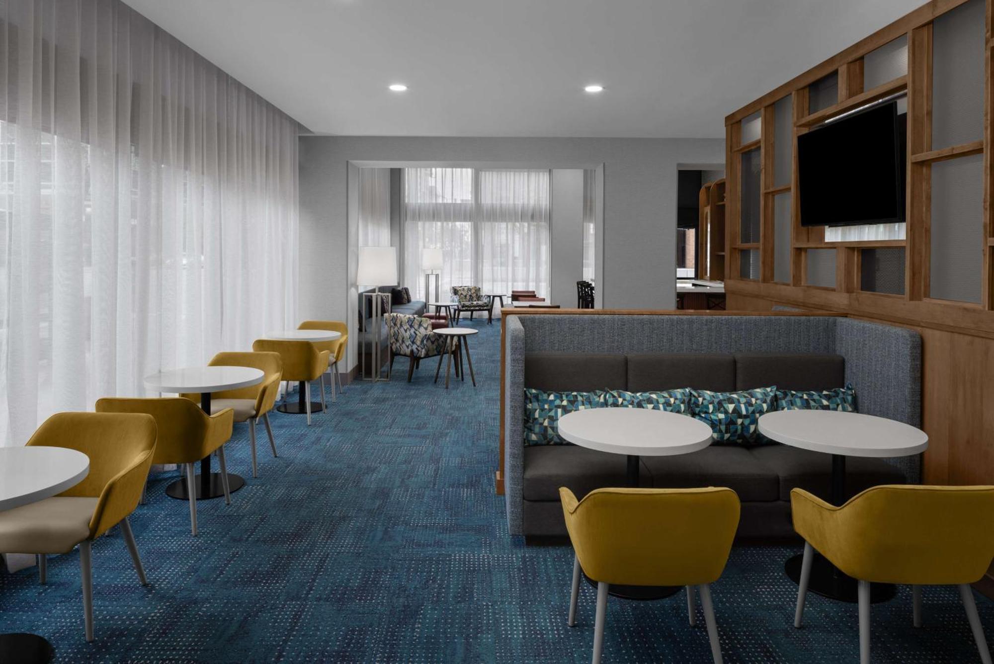 Hampton Inn Cleveland-Downtown Zewnętrze zdjęcie
