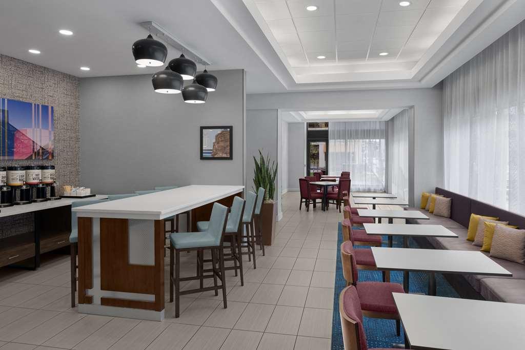 Hampton Inn Cleveland-Downtown Restauracja zdjęcie