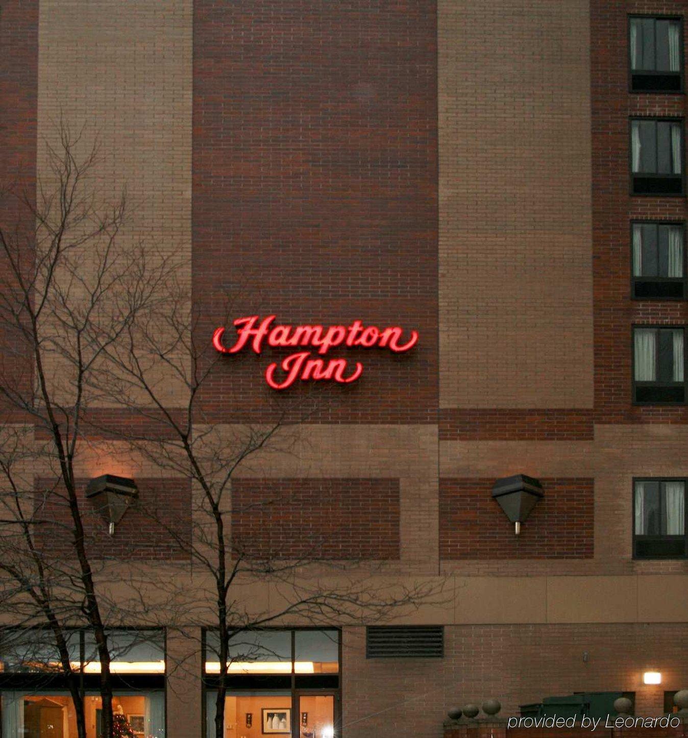 Hampton Inn Cleveland-Downtown Zewnętrze zdjęcie