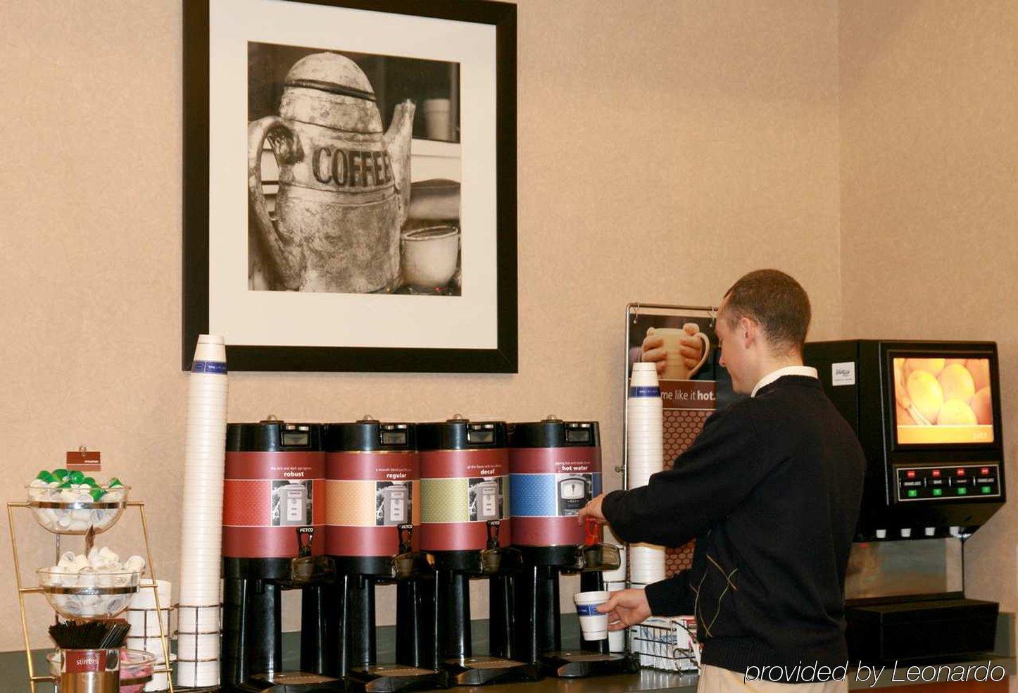 Hampton Inn Cleveland-Downtown Zewnętrze zdjęcie