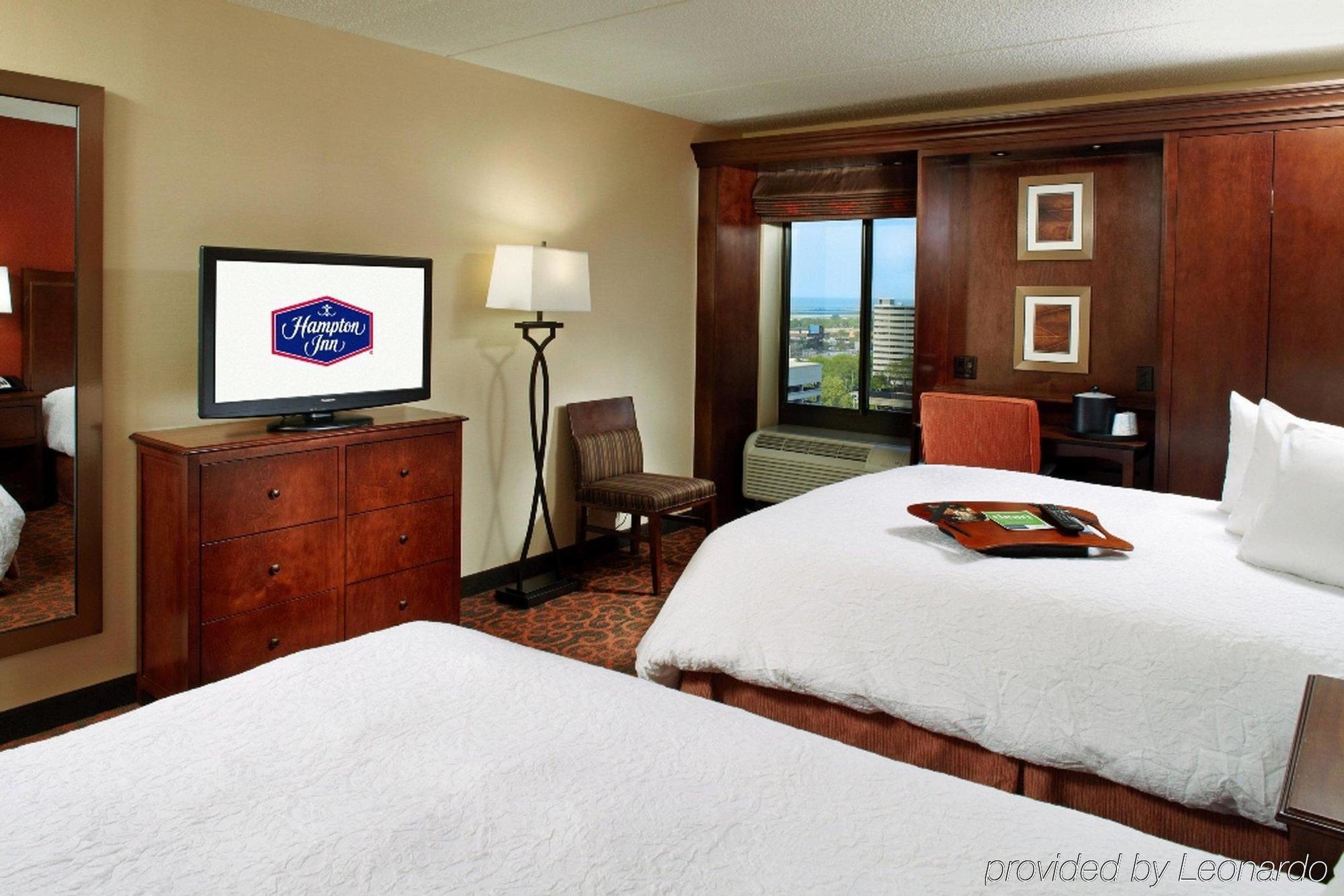 Hampton Inn Cleveland-Downtown Zewnętrze zdjęcie