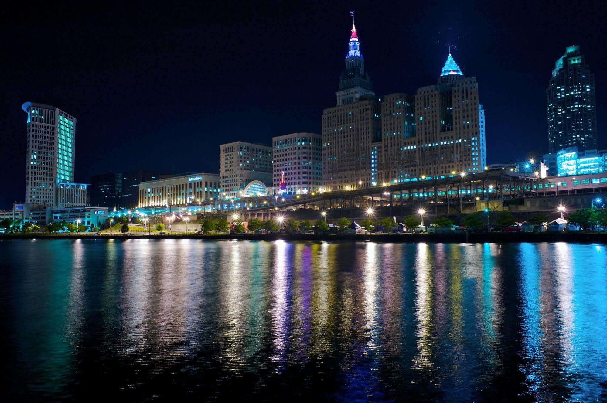 Hampton Inn Cleveland-Downtown Zewnętrze zdjęcie