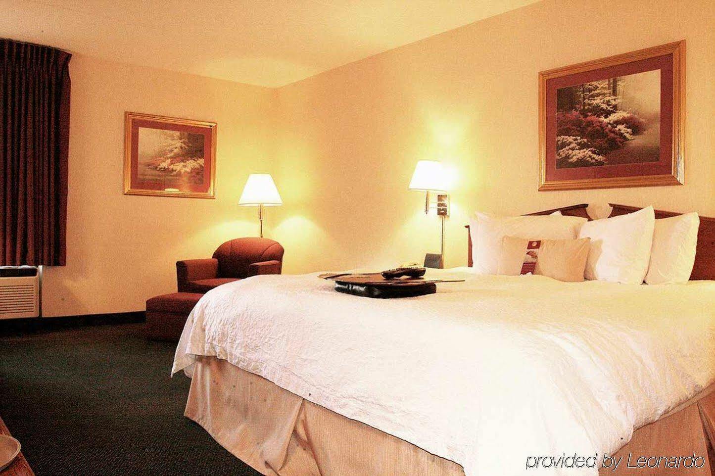 Hampton Inn Cleveland-Downtown Zewnętrze zdjęcie